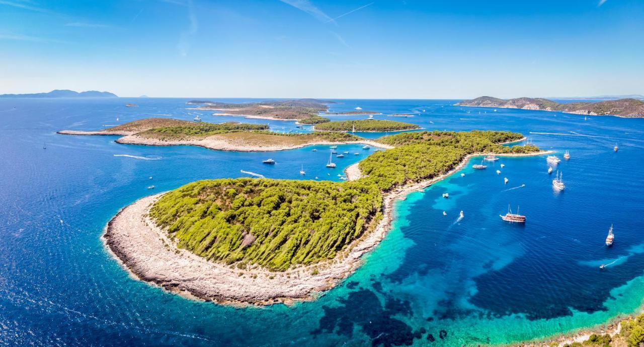 Beach Bay Hvar Hotel Đảo Hvar Ngoại thất bức ảnh